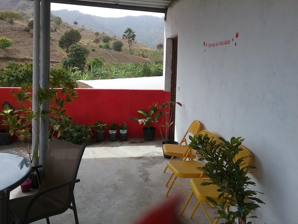 Pensao Simao & Julia Bed & Breakfast Orgaos Ngoại thất bức ảnh