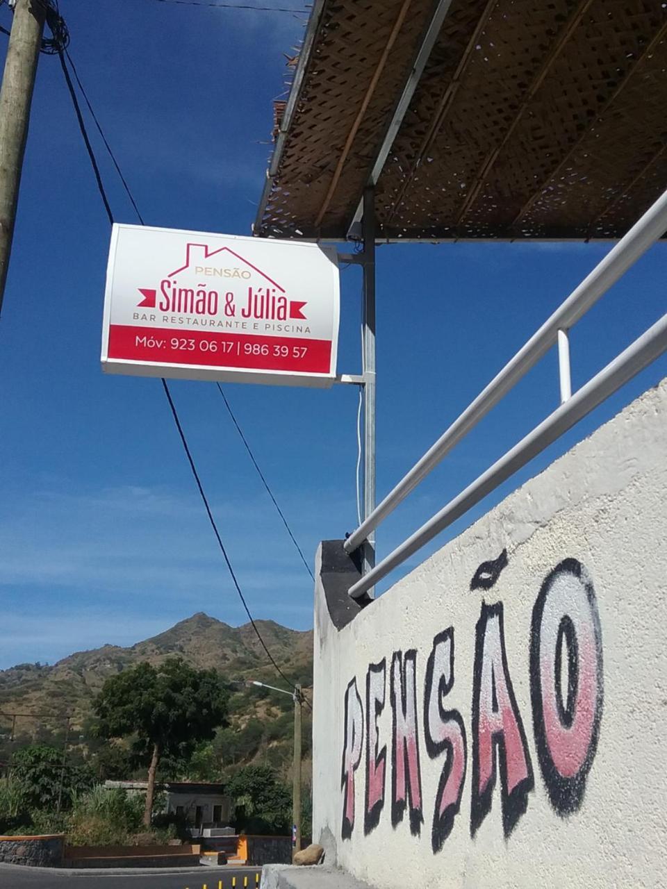 Pensao Simao & Julia Bed & Breakfast Orgaos Ngoại thất bức ảnh